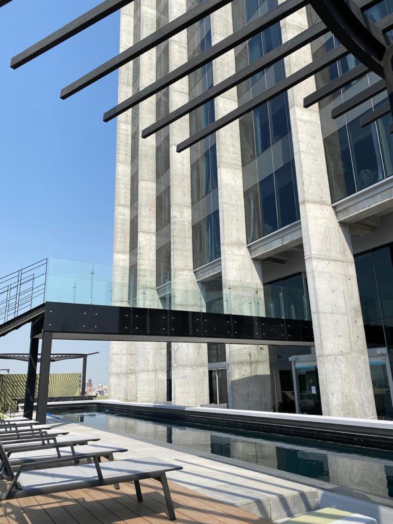 Galeria Plaza Monterrey Otel Dış mekan fotoğraf The Skywalk